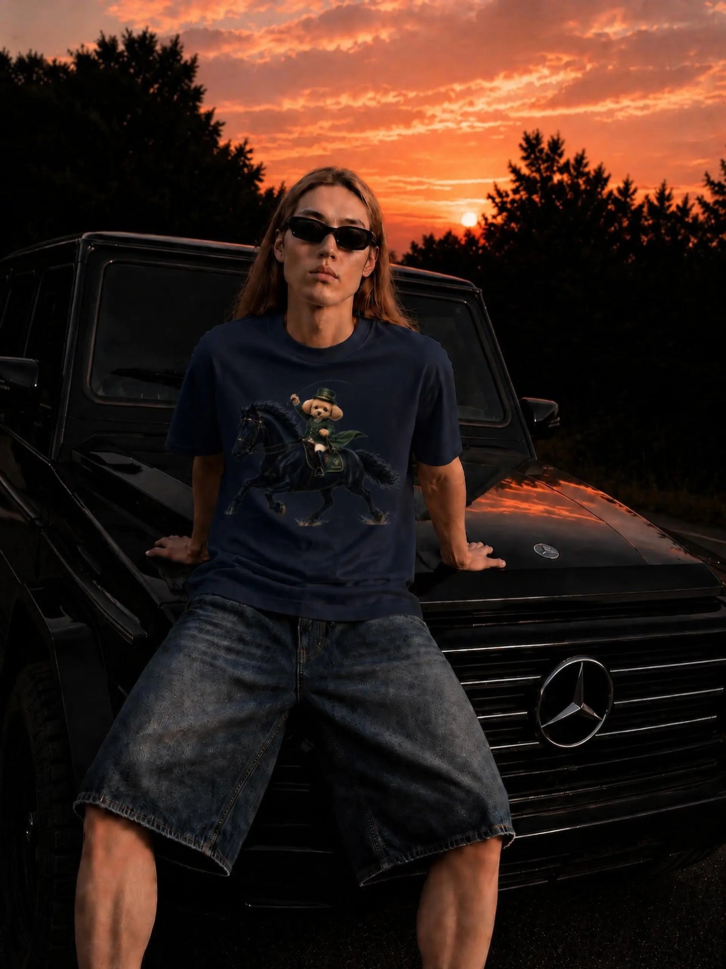 ユニセックス ヘビーウェイト スリムフィット Tシャツ — Unisex Heavyweight Slim Fit T-Shirt