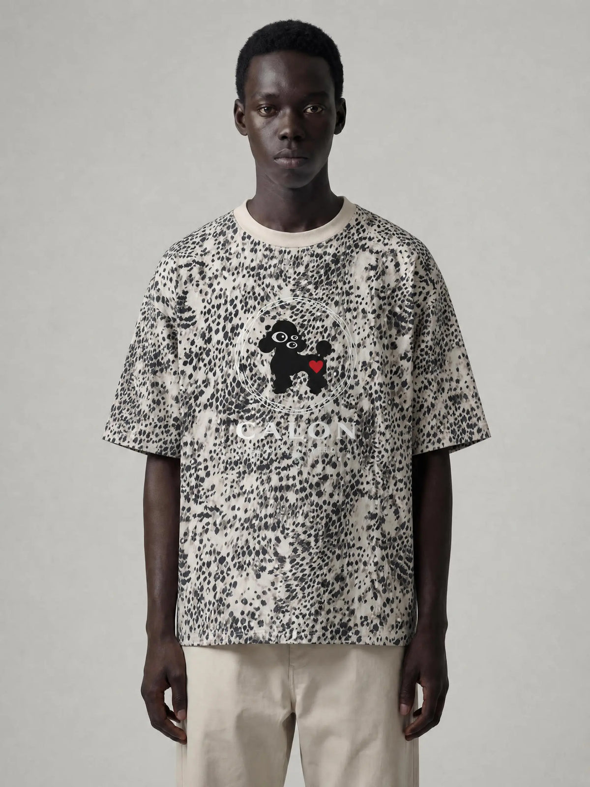OSAKA | ユニセックス レオパードプリント ボクシー Tシャツ | Unisex Leopard Print Boxy T-Shirt