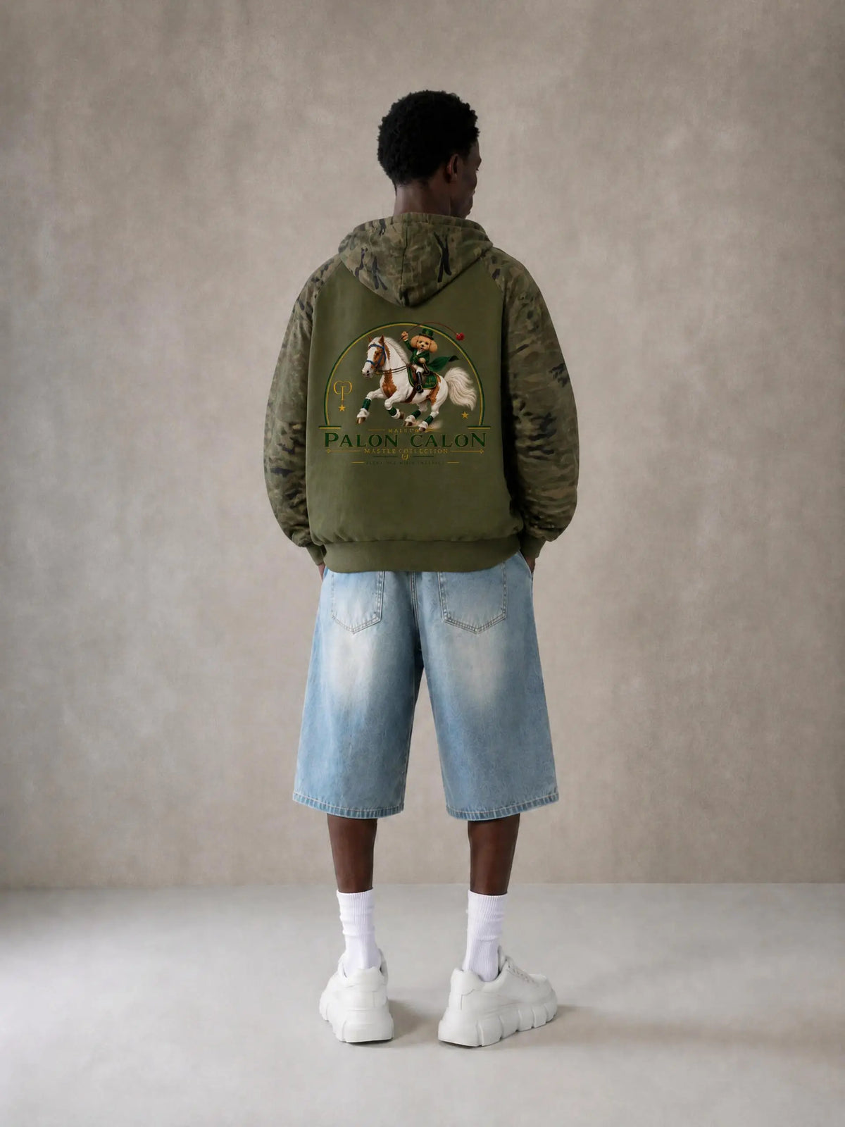EQUESTRIAN CALON | ユニセックス カモスプライス ラグラン ジップフーディー — Unisex Camo-Splice Raglan Zip Hoodie