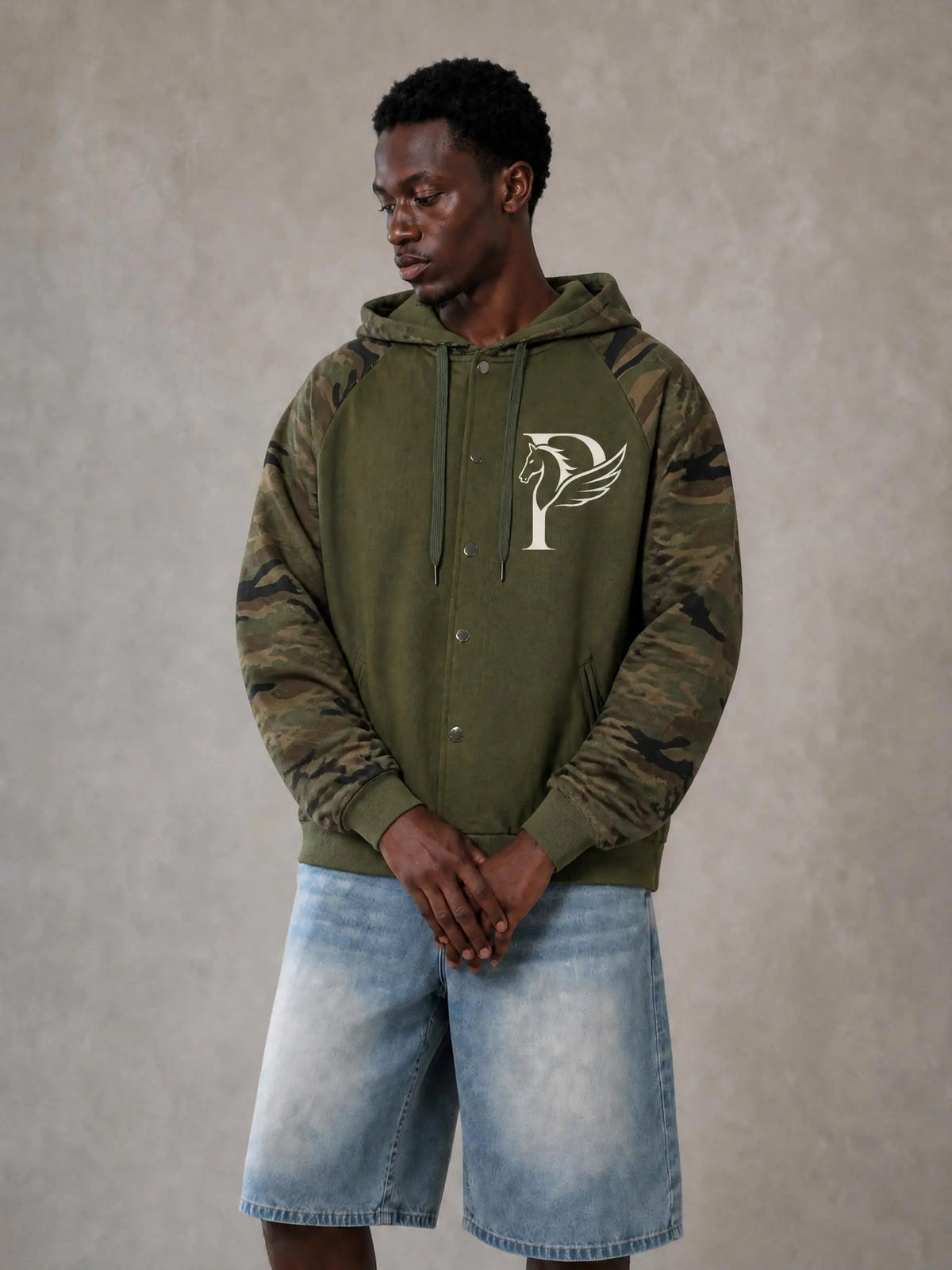 EQUESTRIAN CALON | ユニセックス カモスプライス ラグラン ジップフーディー — Unisex Camo-Splice Raglan Zip Hoodie